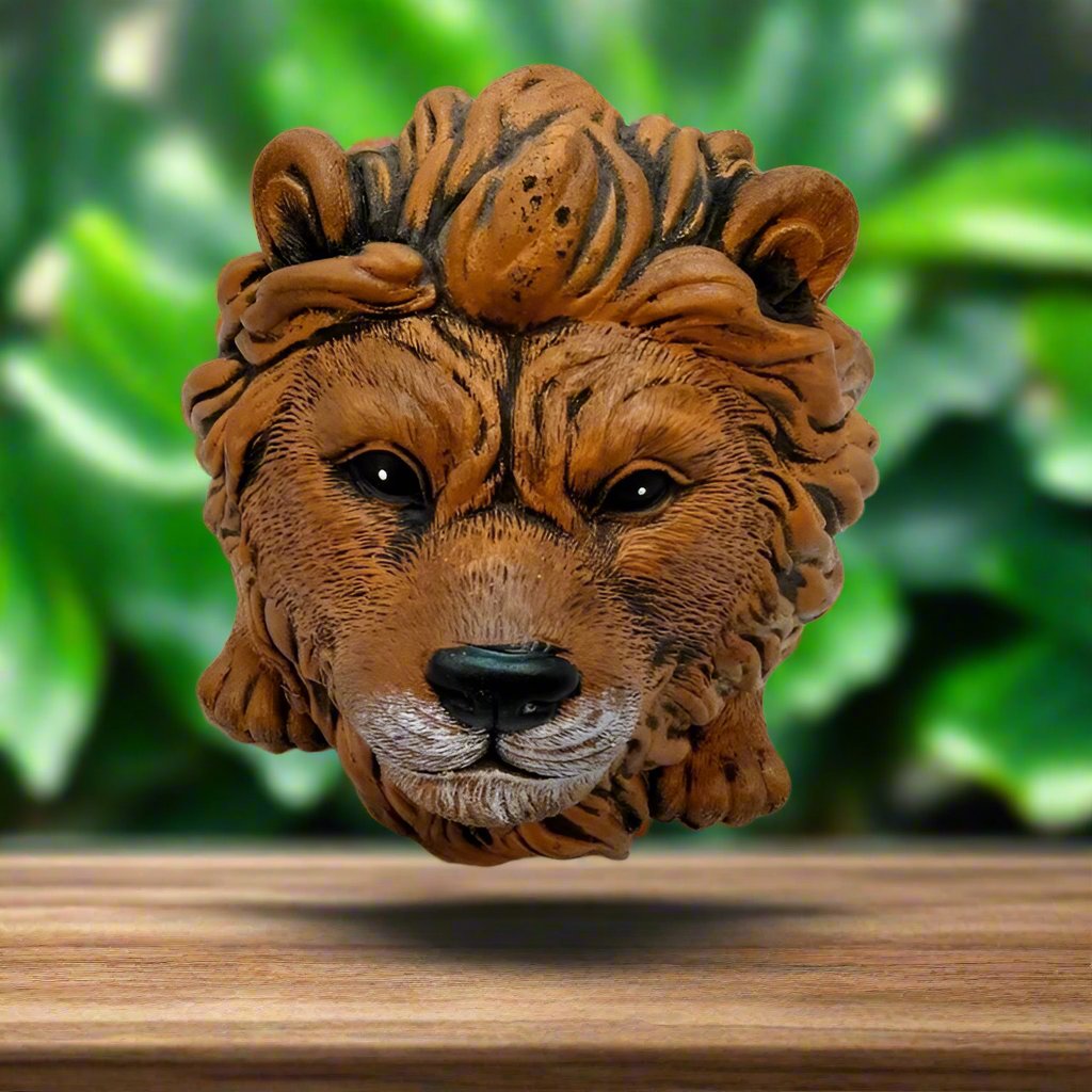 Majestic Lion Planter - A Powerful and Regal Addition to Your Home