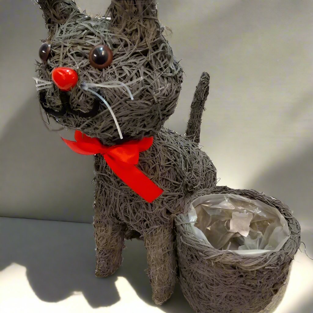 Salim Cat Planter - A Whimsical and Unique Addition to Your Home