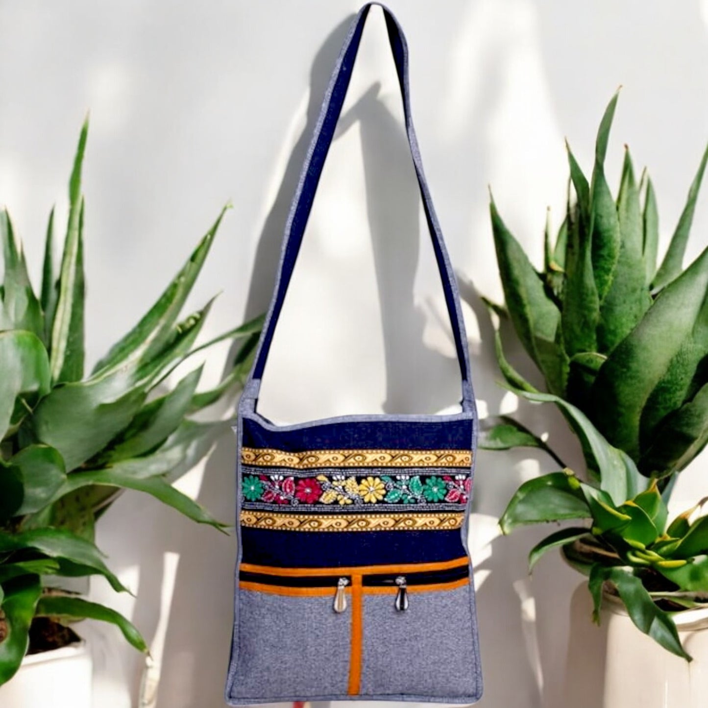 Handmade Embroidered Crossbody Shoulder Bag – 4 Zip Pockets, 15x13cm