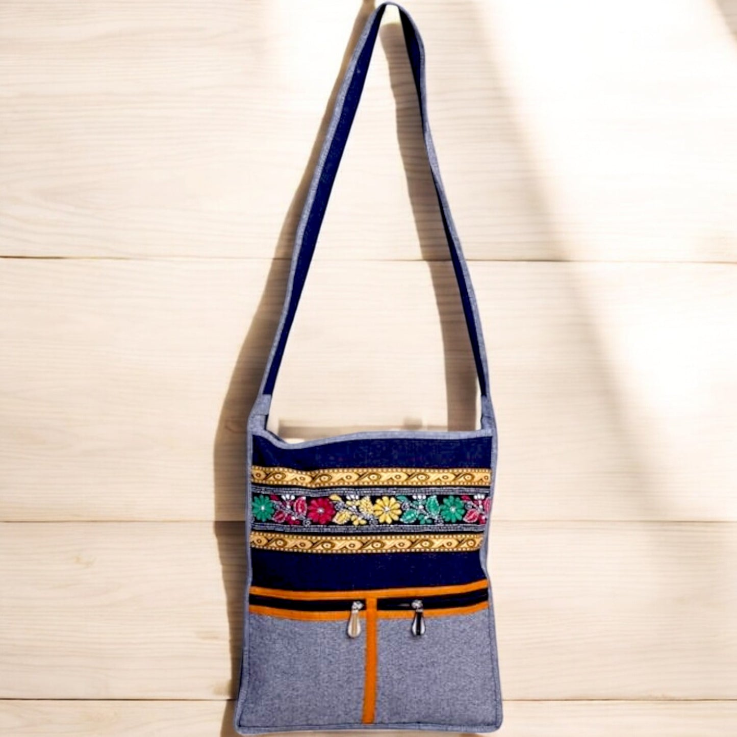 Handmade Embroidered Crossbody Shoulder Bag – 4 Zip Pockets, 15x13cm