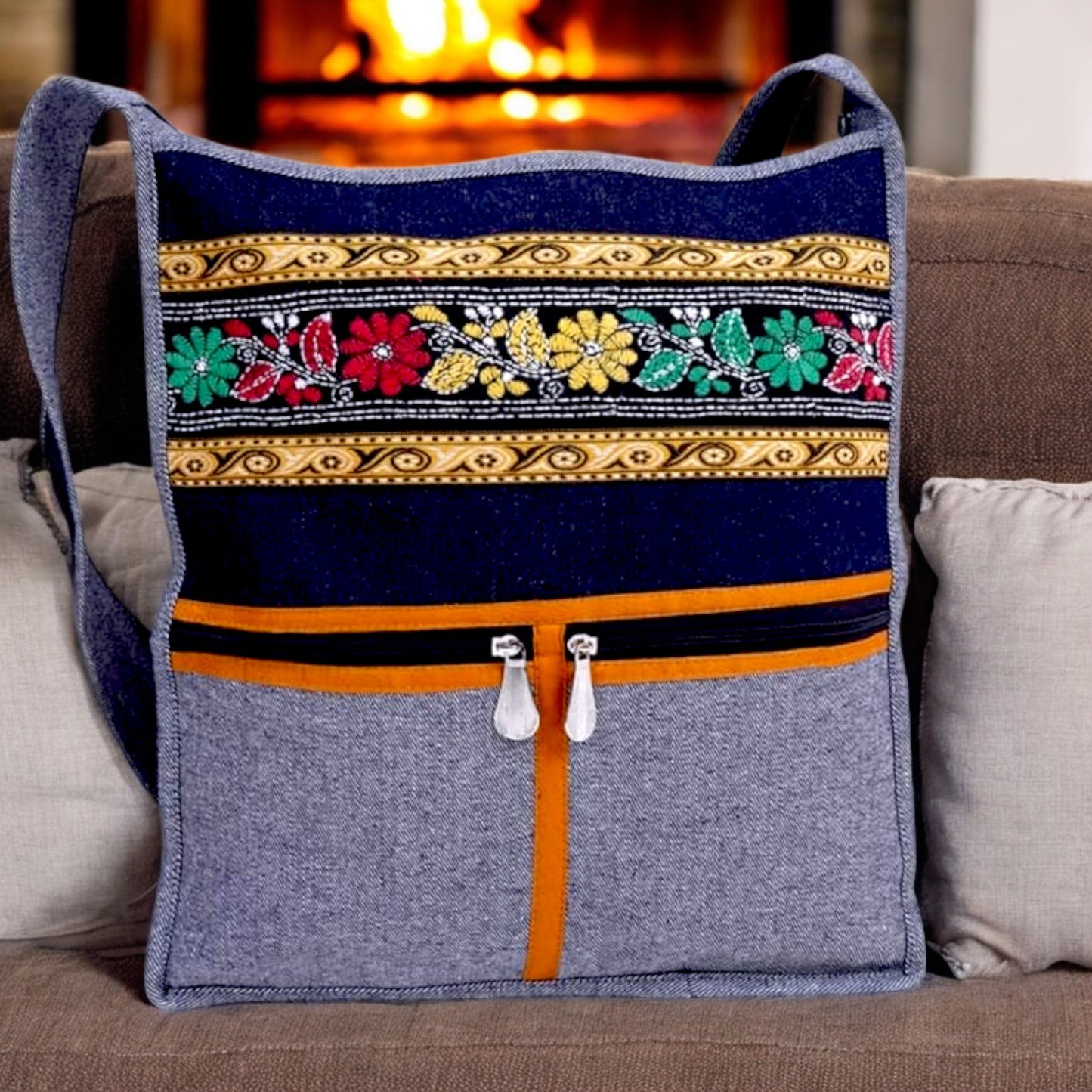 Handmade Embroidered Crossbody Shoulder Bag – 4 Zip Pockets, 15x13cm