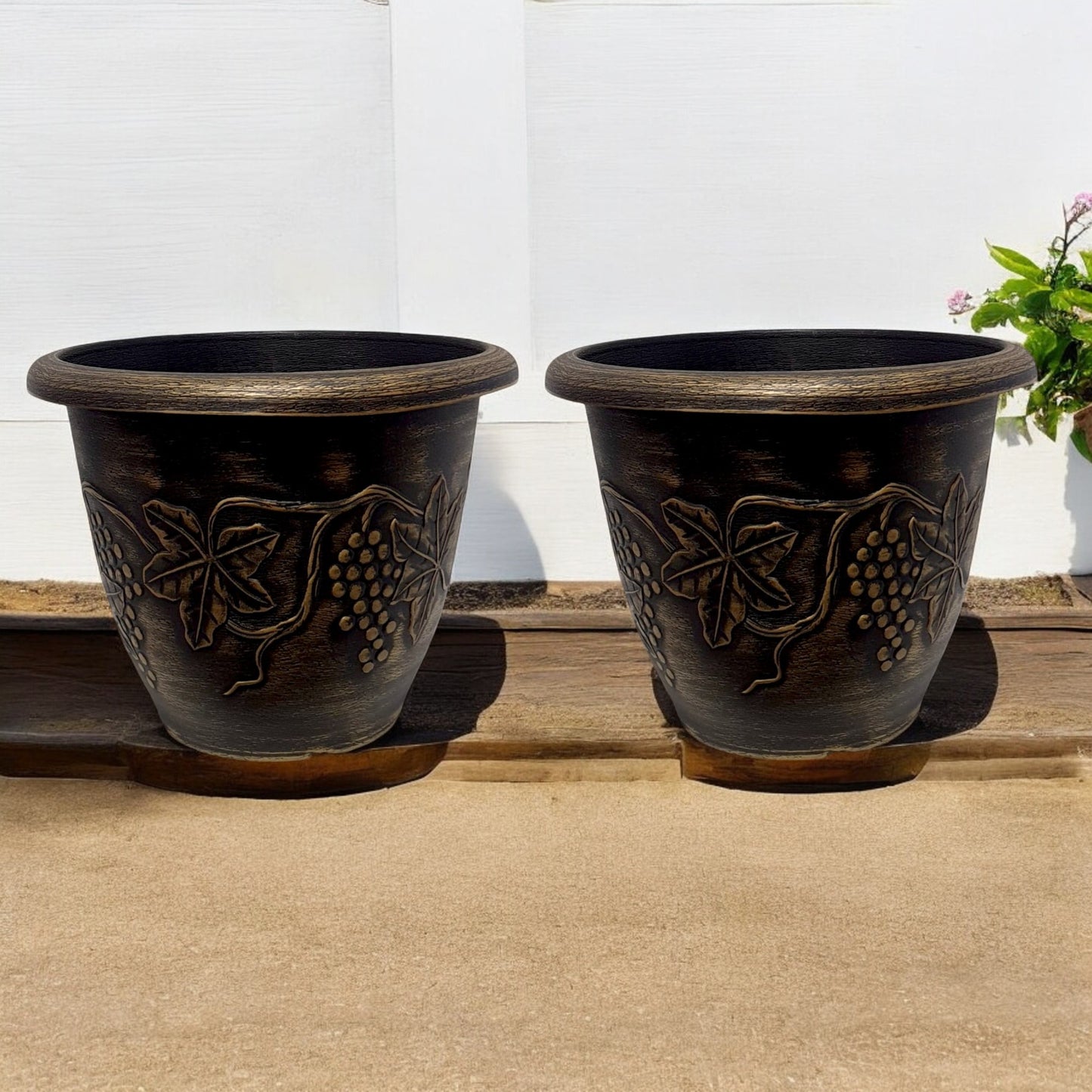 Antique-Style Planter Pot with Grape Vine Design – 28CM X 37CM (Single/Pack of 2)