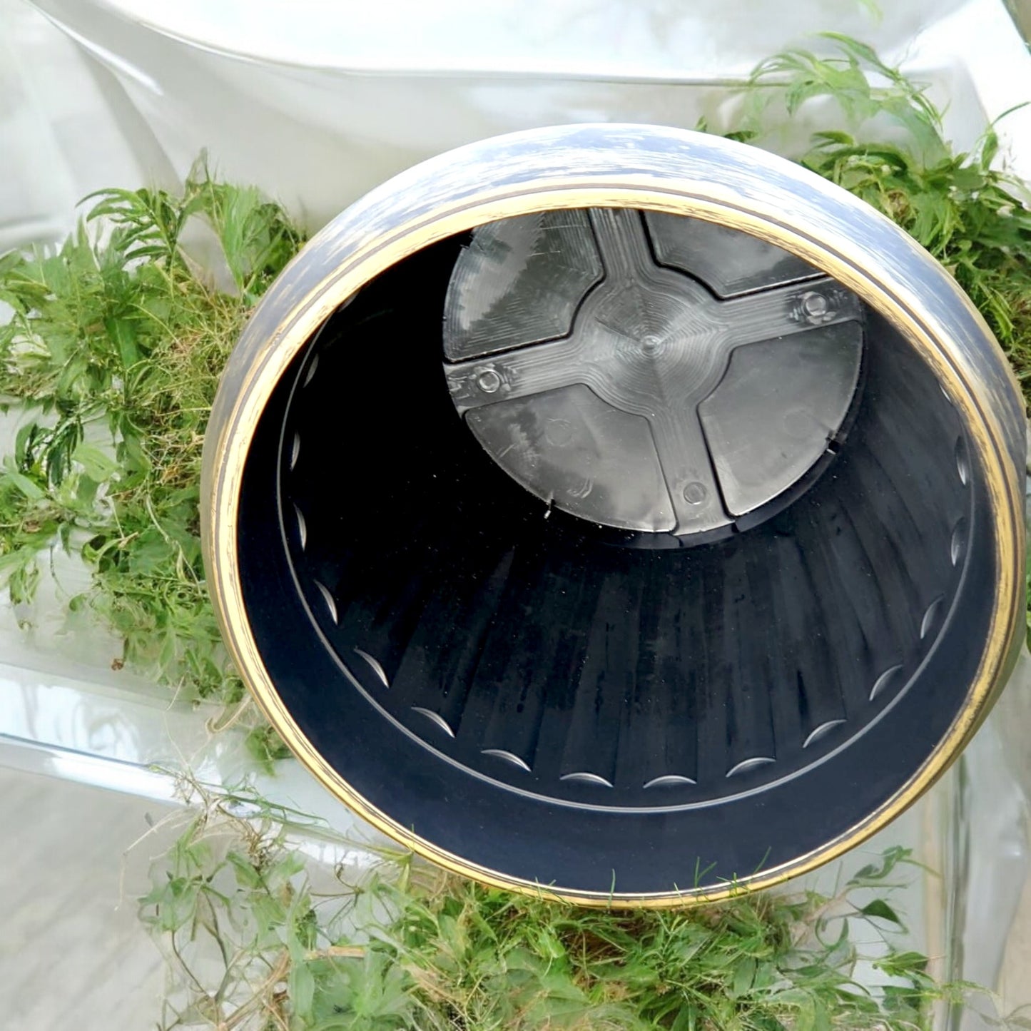 Vintage Bronze Striped Garden Planter – 37CM X 29CM (Single/Pack of 2)