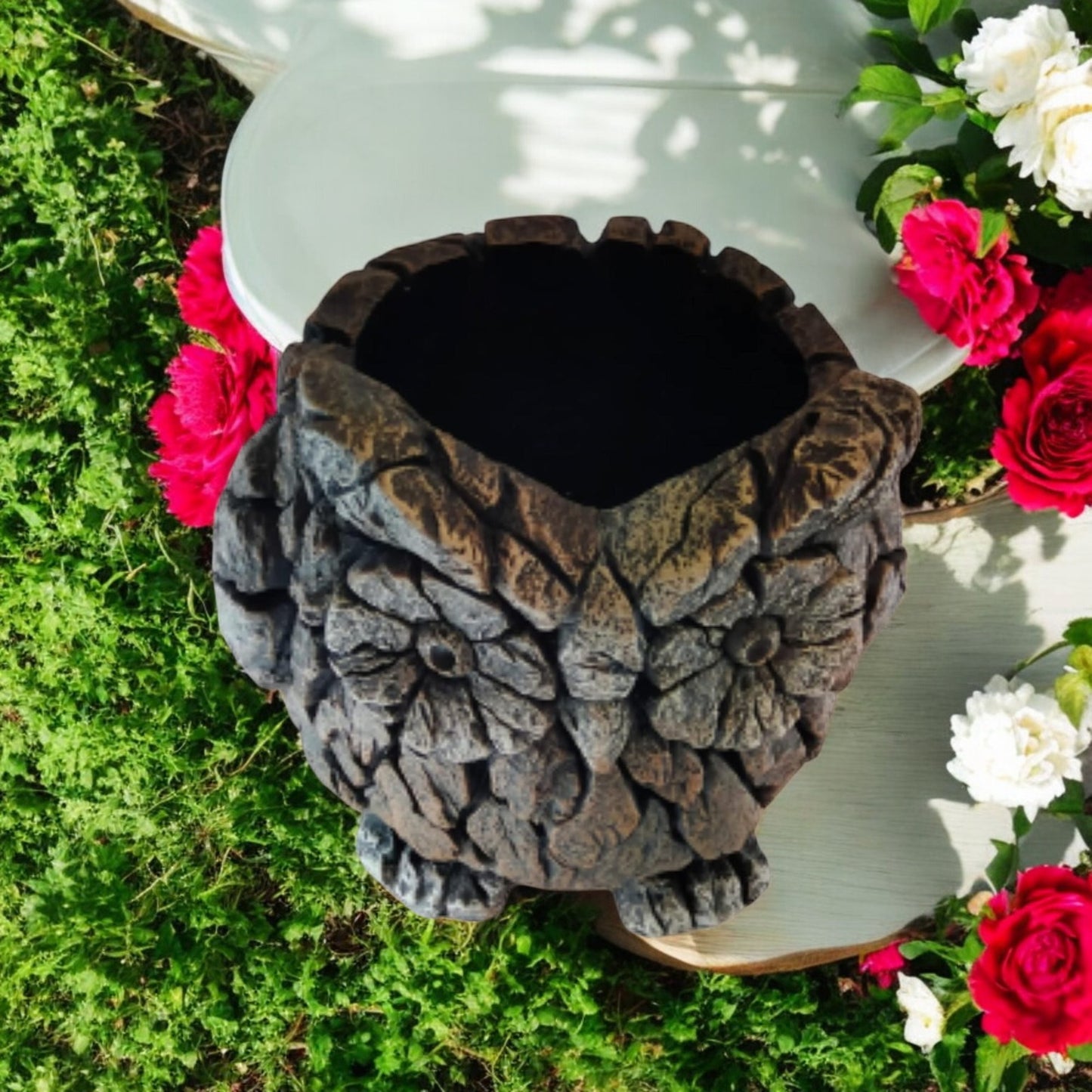 Rustic Owl Cement Planter – 22cm Decorative Garden Pot – Single / Pack of 2 / Pack of 3