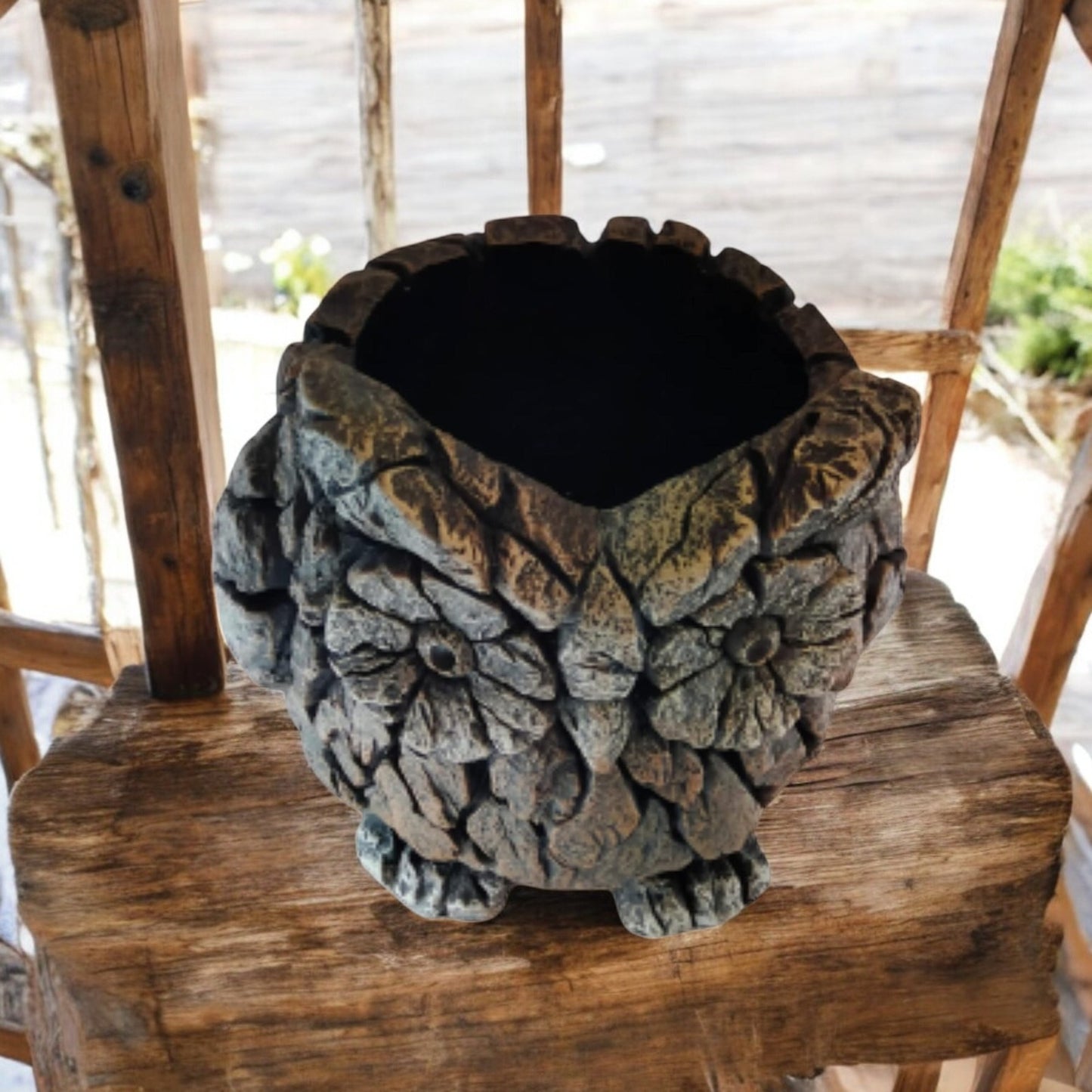 Rustic Owl Cement Planter – 22cm Decorative Garden Pot – Single / Pack of 2 / Pack of 3