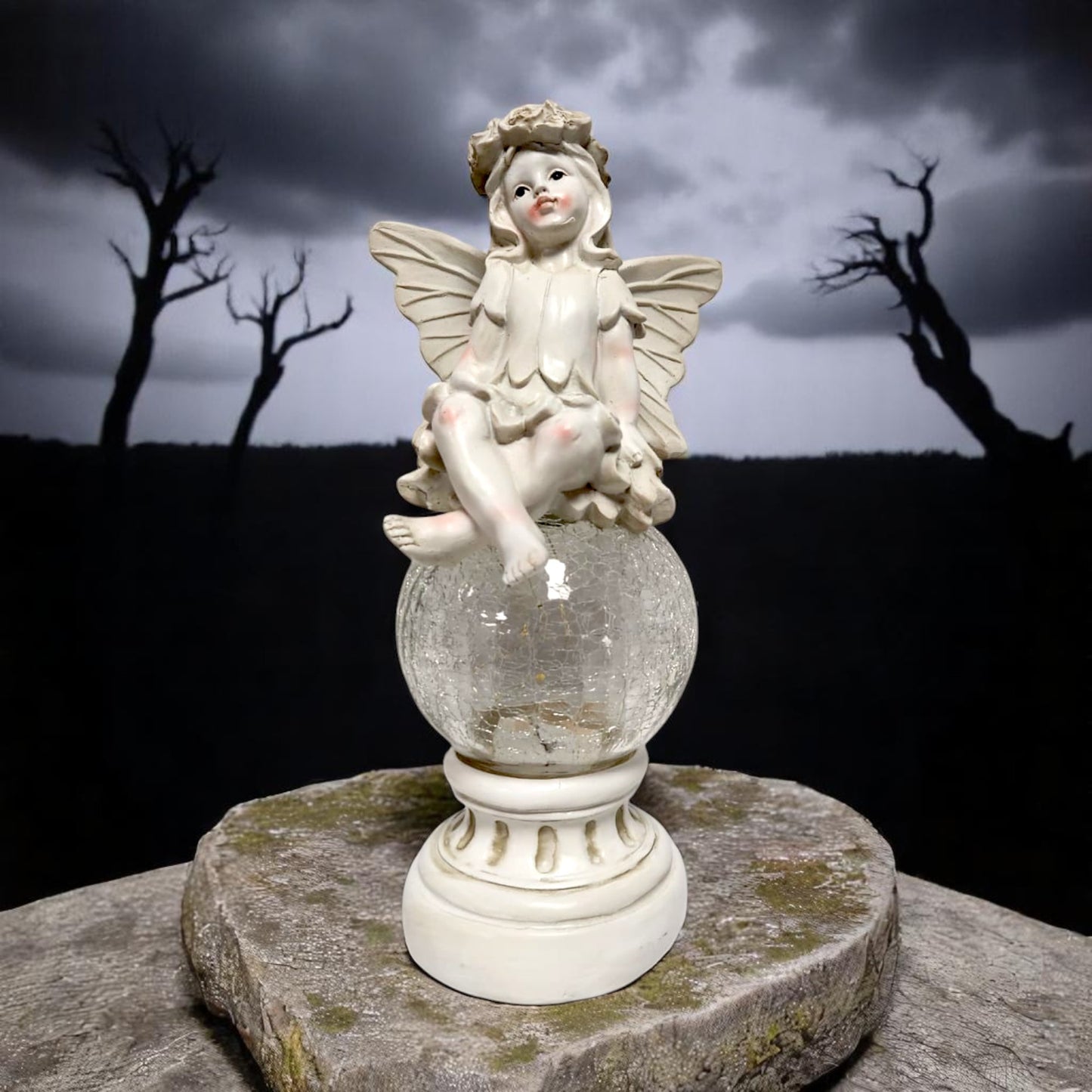 Solar Fairy Garden Statue with Crackle Glass Light – 38cm Resin Ornament