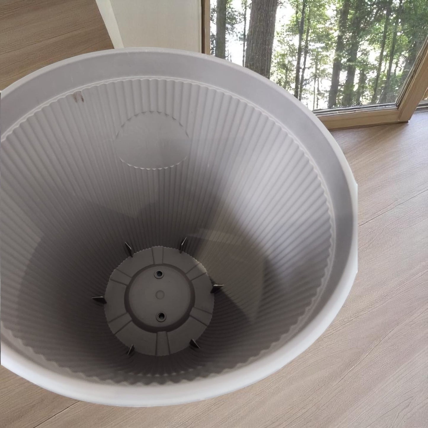 Premium Somerville Tall 16" Planter – Pebble White, 33L, UK
