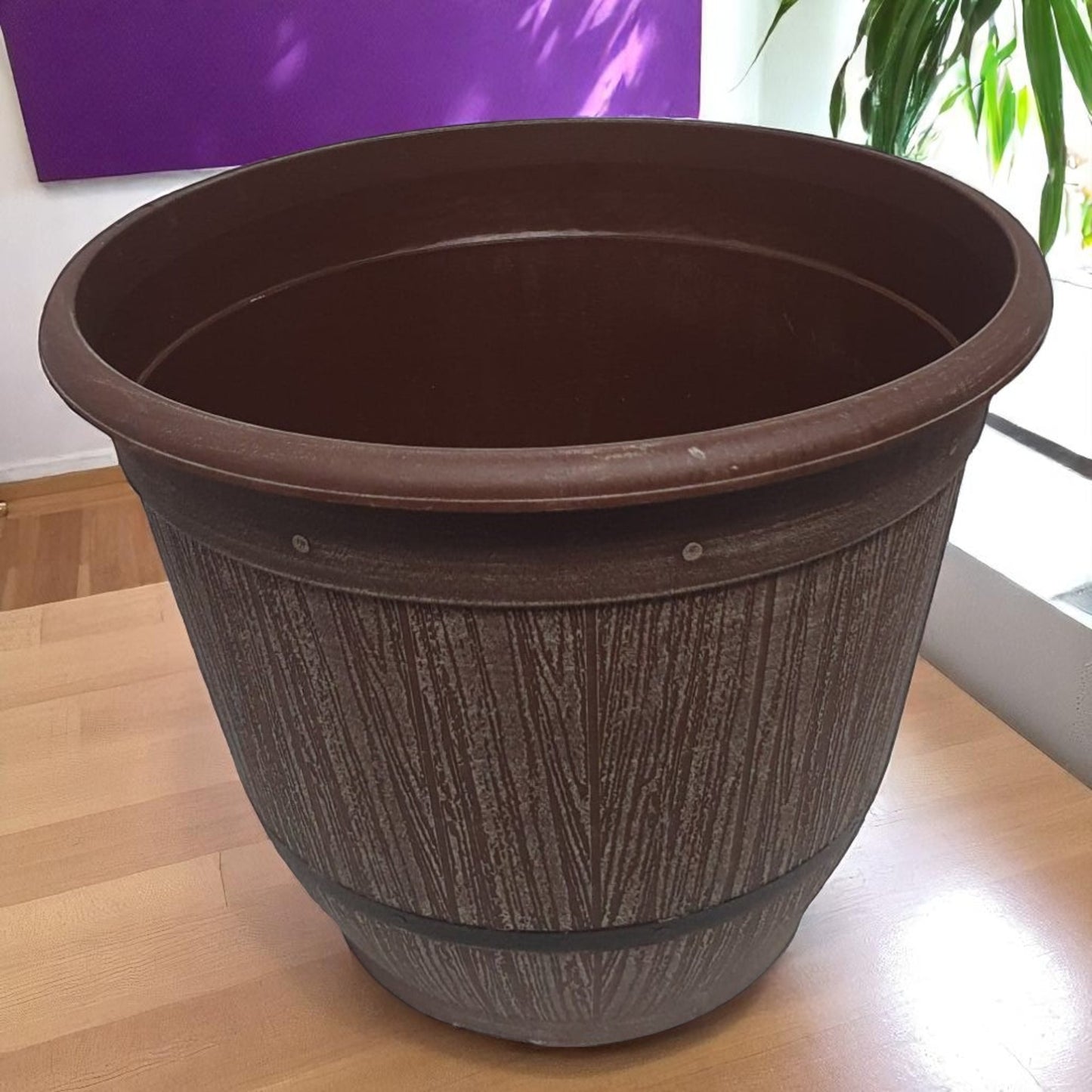 Cask Planter Bell 35cm – Driftwood Effect Barrel Pot with Band & Drainage Hole