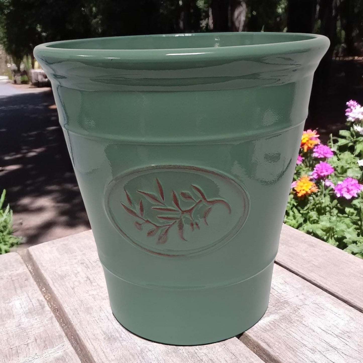 Olive Planter Pot 23cm – Decorative Green & Grey Plant Pot | 6L Garden Container