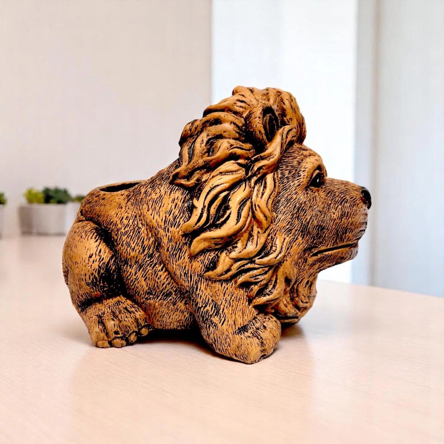 Rustic Lion Head Planter – Concrete Garden Ornament Pot – Small or Large