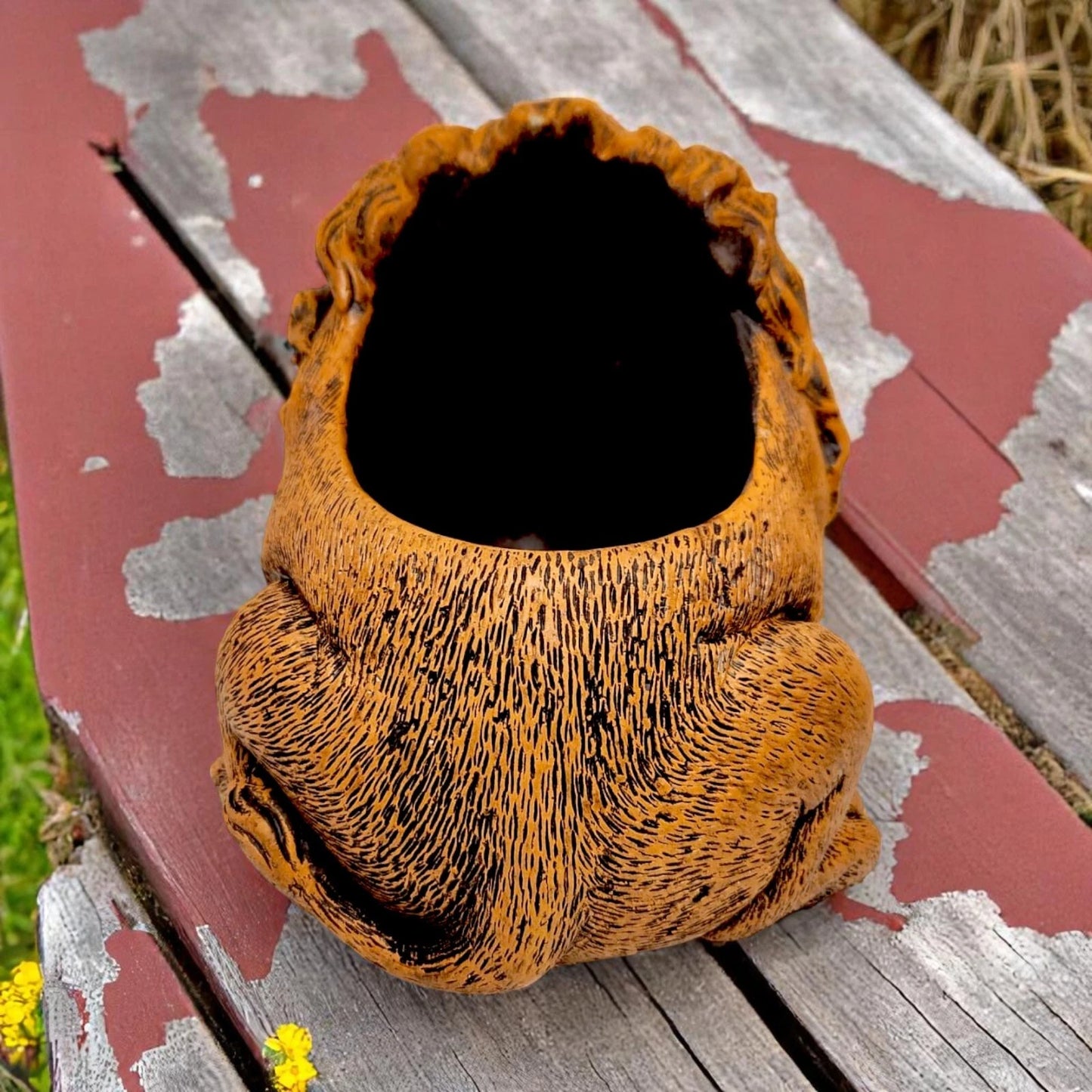 Rustic Lion Head Planter – Concrete Garden Ornament Pot – Small or Large