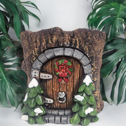 Divas World Enchanted Christmas Fairy Door - Festive Garden Decoration