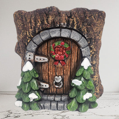 Divas World Enchanted Christmas Fairy Door - Festive Garden Decoration