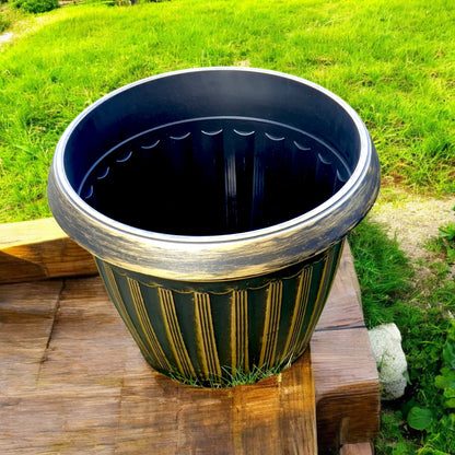 Vintage Bronze Striped Garden Planter – 37CM X 29CM (Single/Pack of 2)