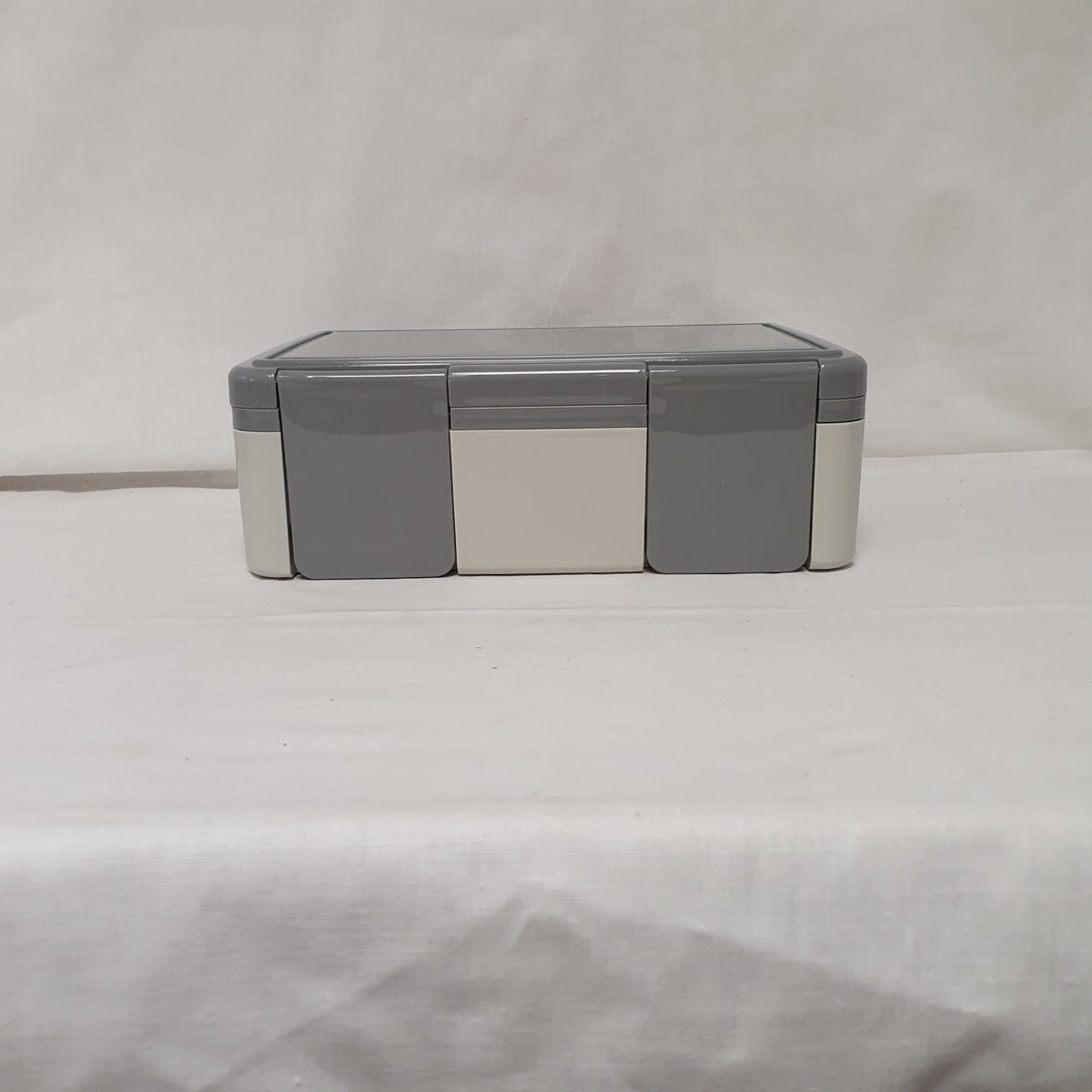 Compartment Lunch Box with Cutlery & Two-Section Sauce Container – Grey, Pink, Beige, Green or Blue